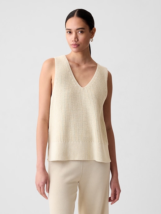 1 of 8 showing, with the color chino of product Relaxed Sweater Vest