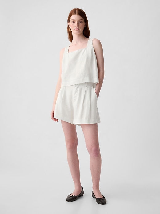 Image number 6 showing, Linen-Blend Button-Back Cropped Tank Top