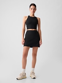 GapFit High Neck Cropped Brami