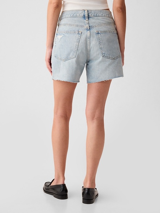 Image number 4 showing, 4" Low Rise Stride Denim Shorts