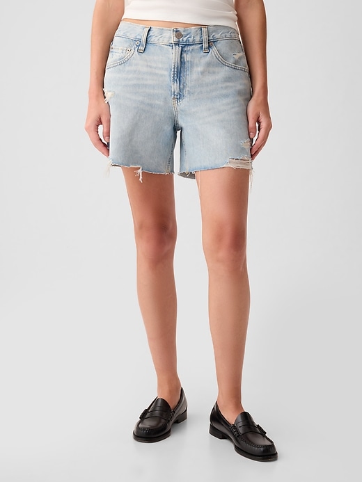 Image number 2 showing, 4" Low Rise Stride Denim Shorts