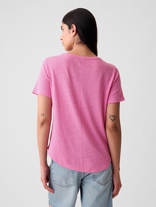 2 of 8 showing, with the color indie pink of product Linen-Blend T-Shirt