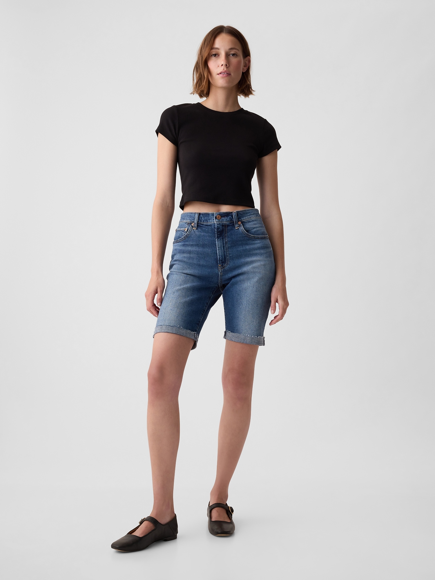 9 High Rise Bermuda Shorts Gap