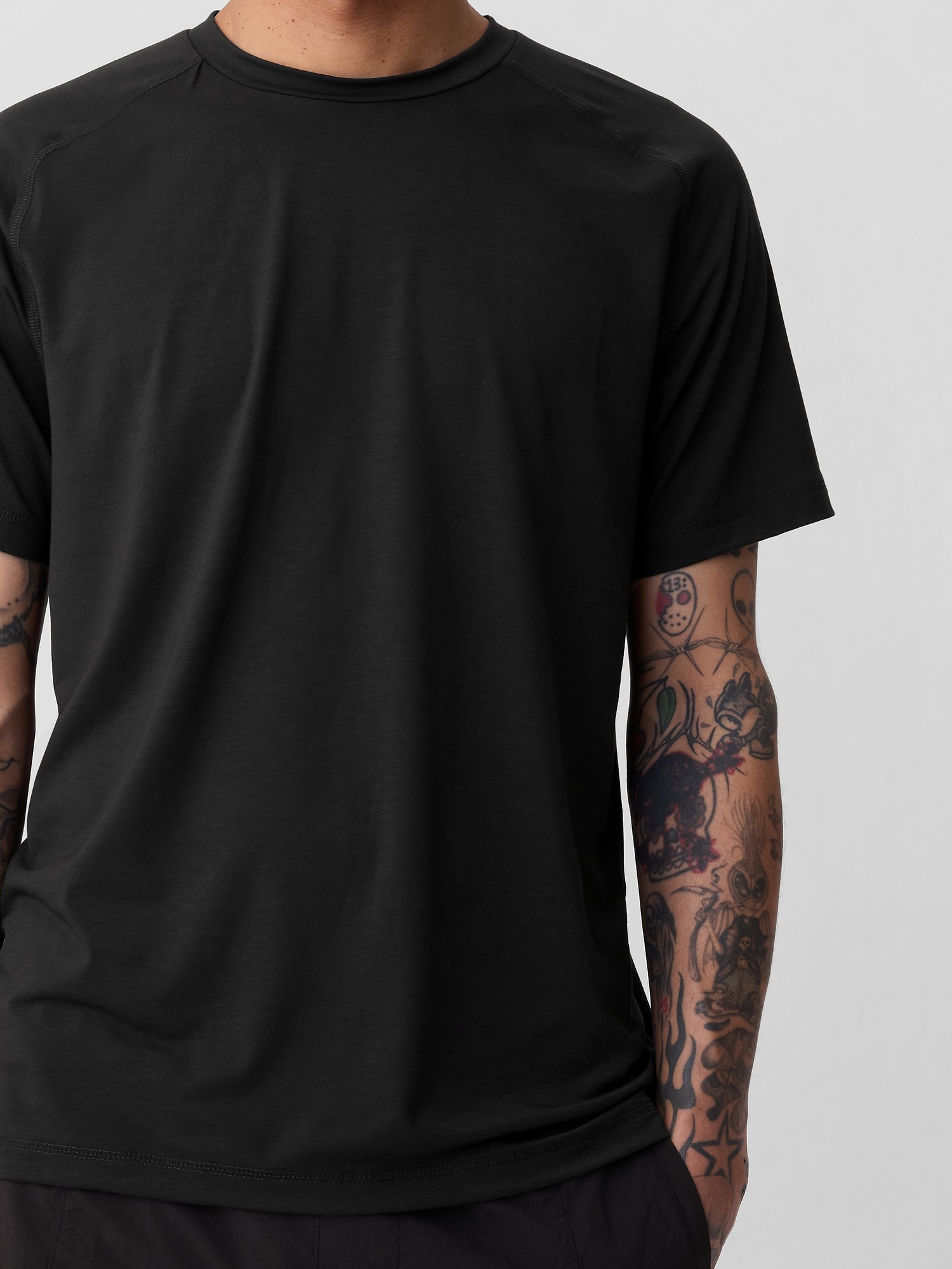 Gap dri fit shirts discount