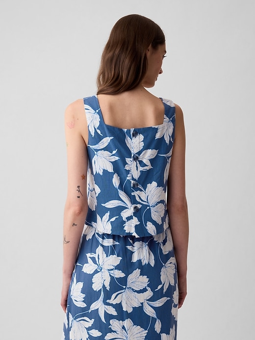 2 of 8 showing, with the color blue & white floral of product Linen-Blend Button-Back Cropped Tank Top