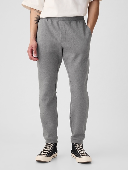 Image number 3 showing, GapFit Tech Slim Joggers