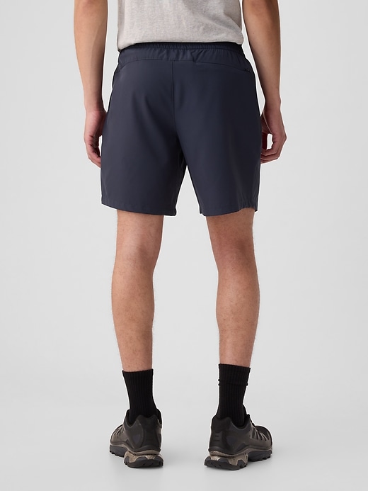 Image number 2 showing, 7" GapFit Active Shorts with E-Waist