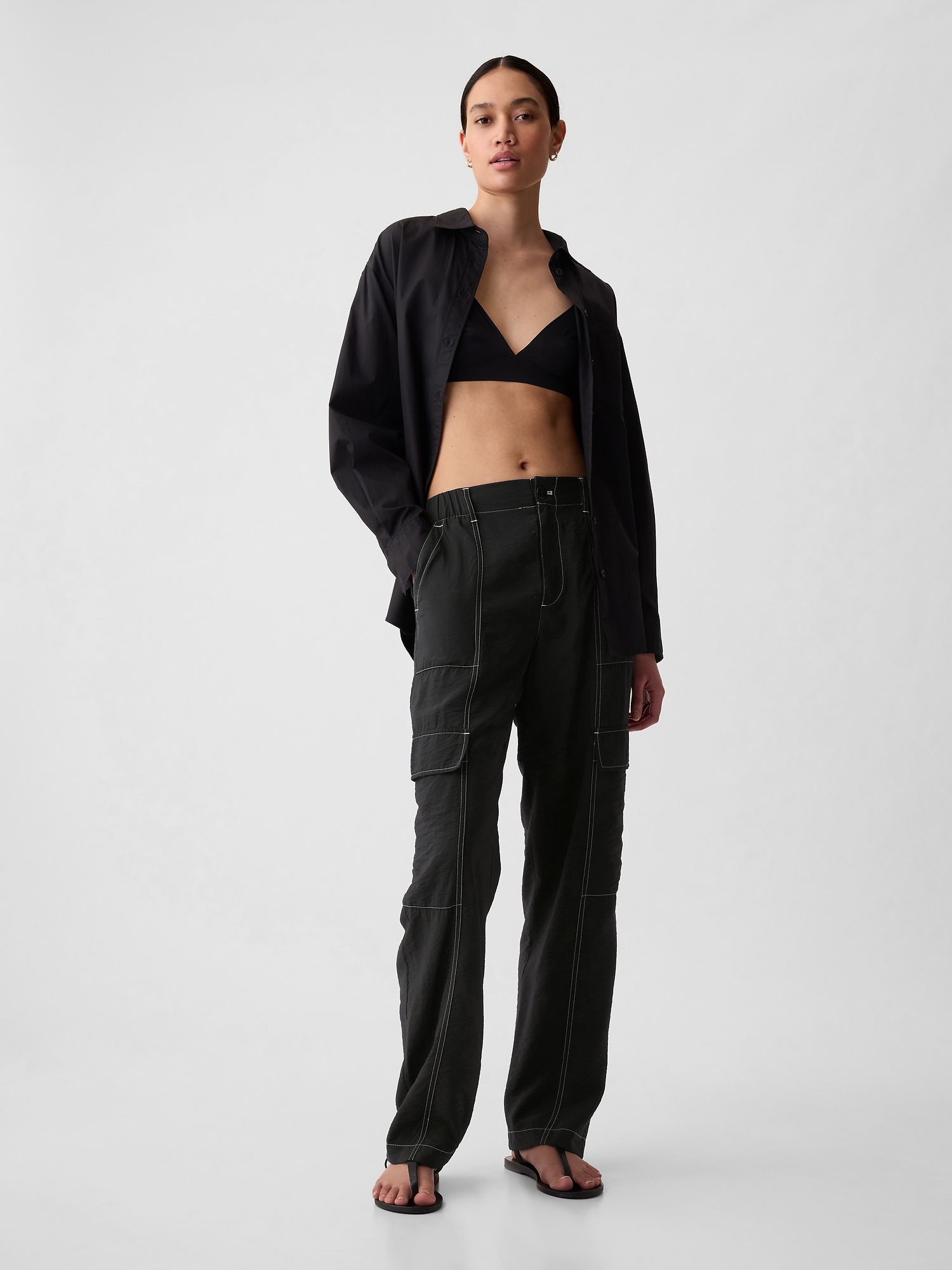 Shop Gap Mid Rise Cargo Pants In Black