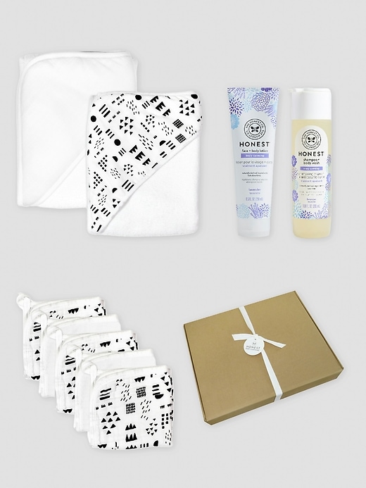 Image number 6 showing, Honest Baby Clothing Bubbles and Cuddles 9 Piece Bath Gift Set