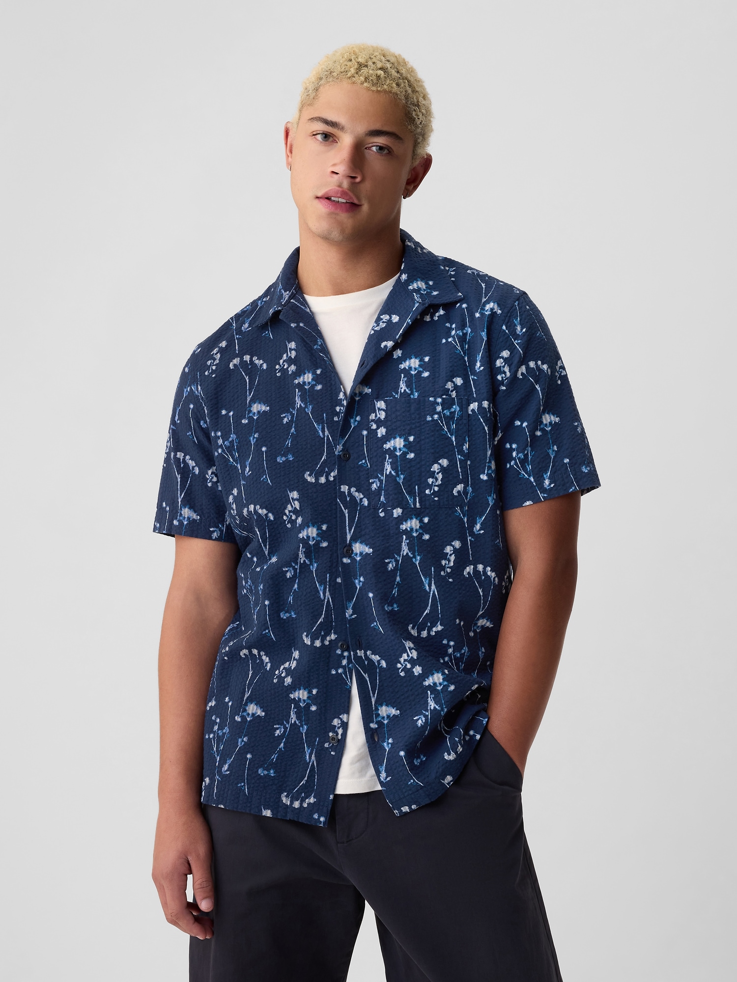 Shop Gap Seersucker Shirt In Dark Indigo Floral