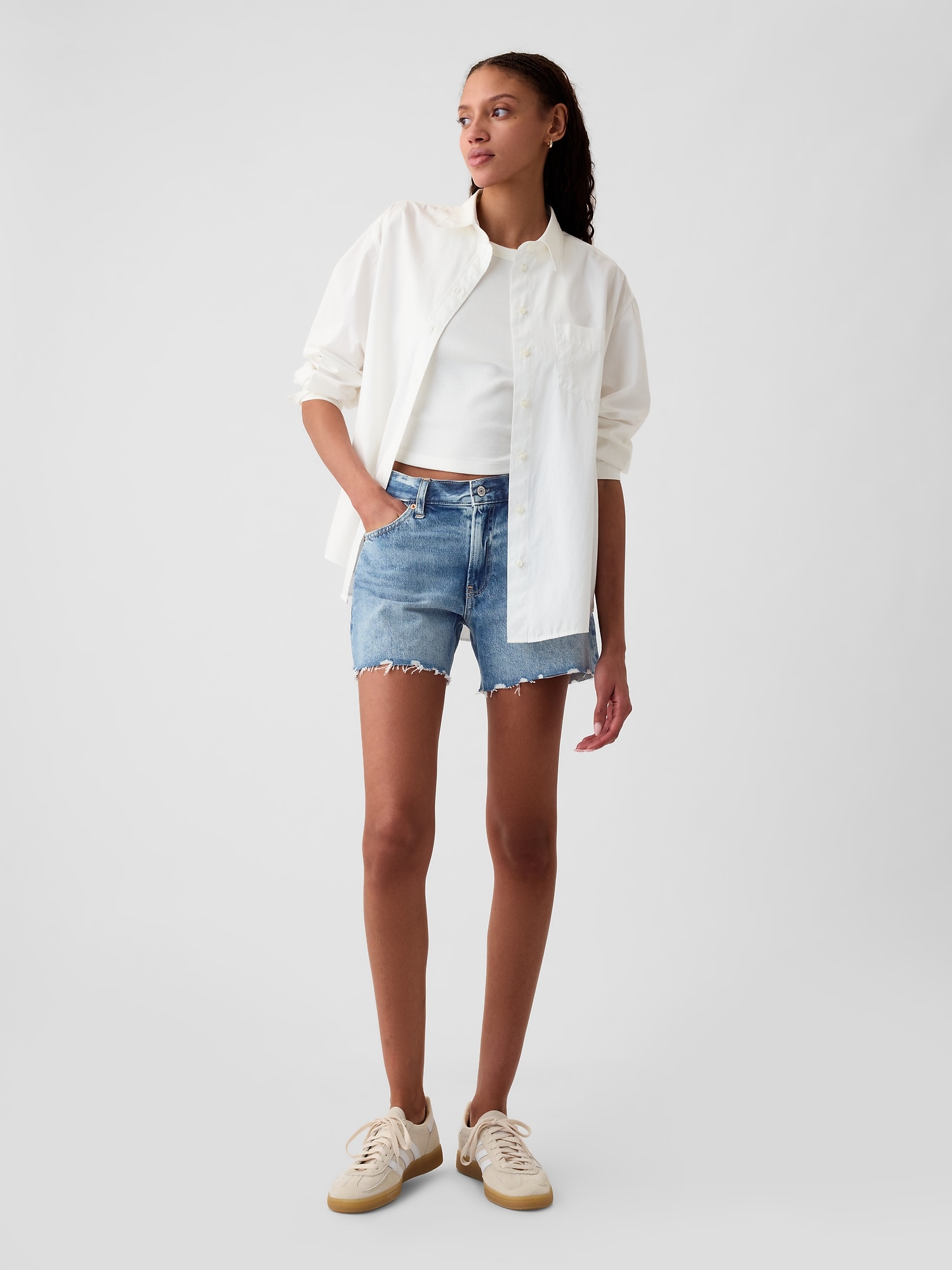 4 Low Rise Stride Denim Shorts