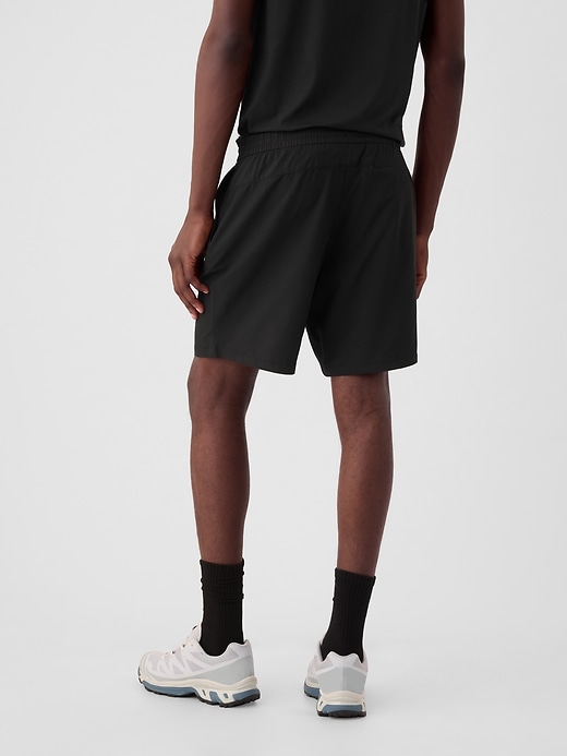 Image number 2 showing, 7" GapFit Active Shorts