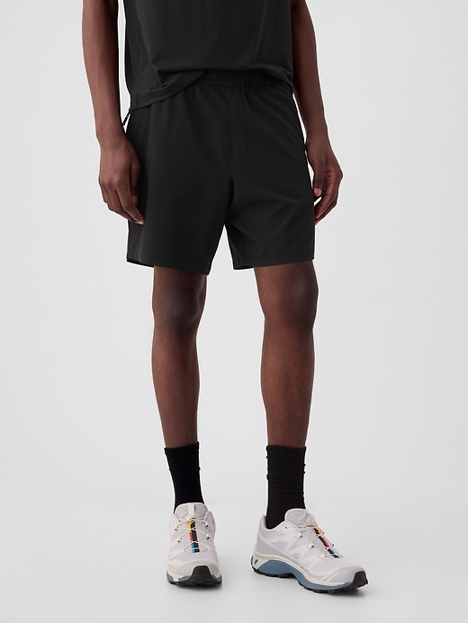 Image number 3 showing, 7" GapFit Active Shorts with E-Waist