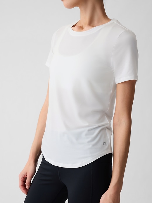 Image number 4 showing, GapFit Breathe T-Shirt