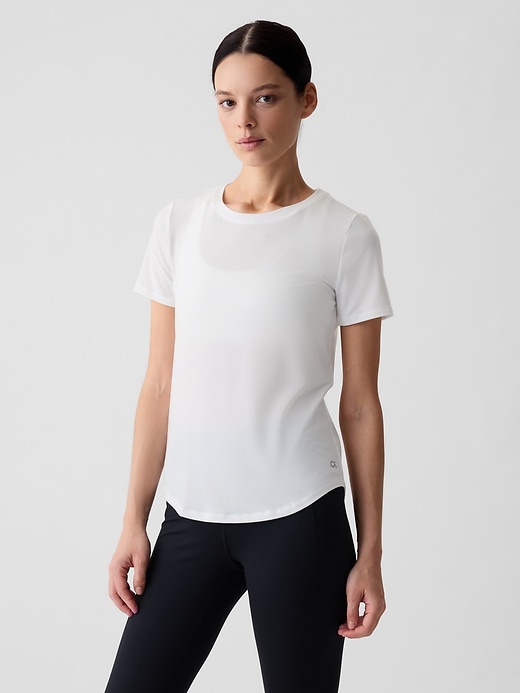 Image number 5 showing, GapFit Breathe T-Shirt