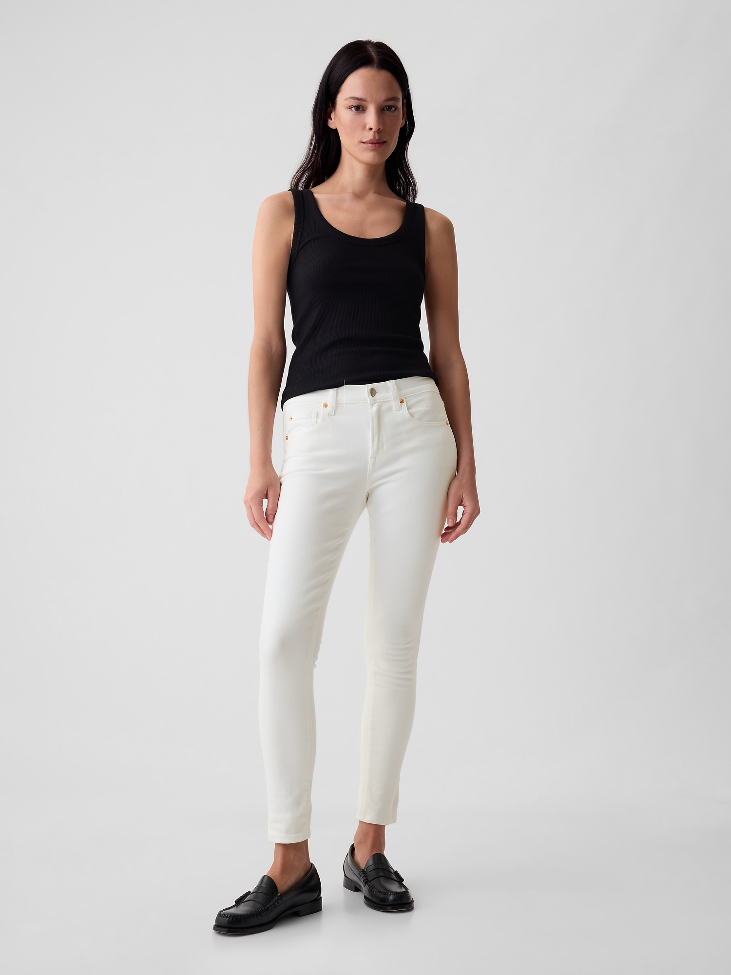 Mid Rise True Skinny Jeans