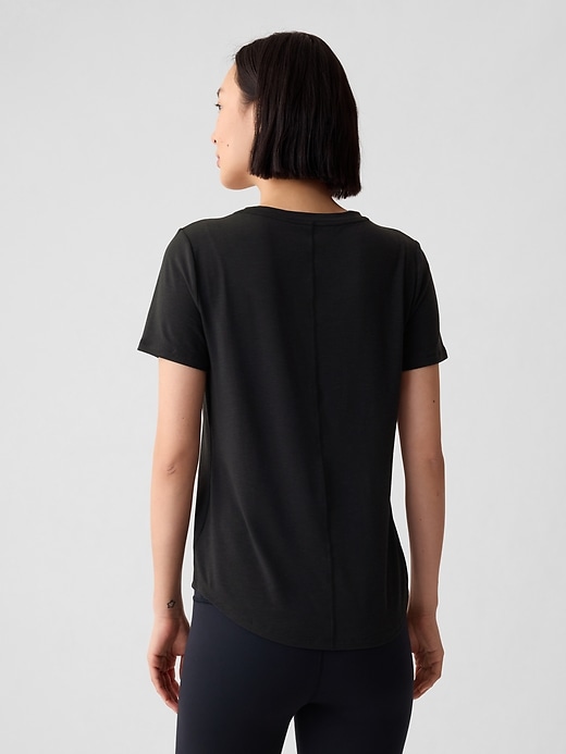 Image number 2 showing, GapFit Breathe T-Shirt