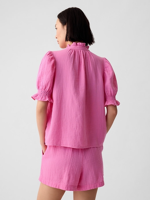 2 of 8 showing, with the color indie pink of product Crinkle Gauze Puff Sleeve Shirt