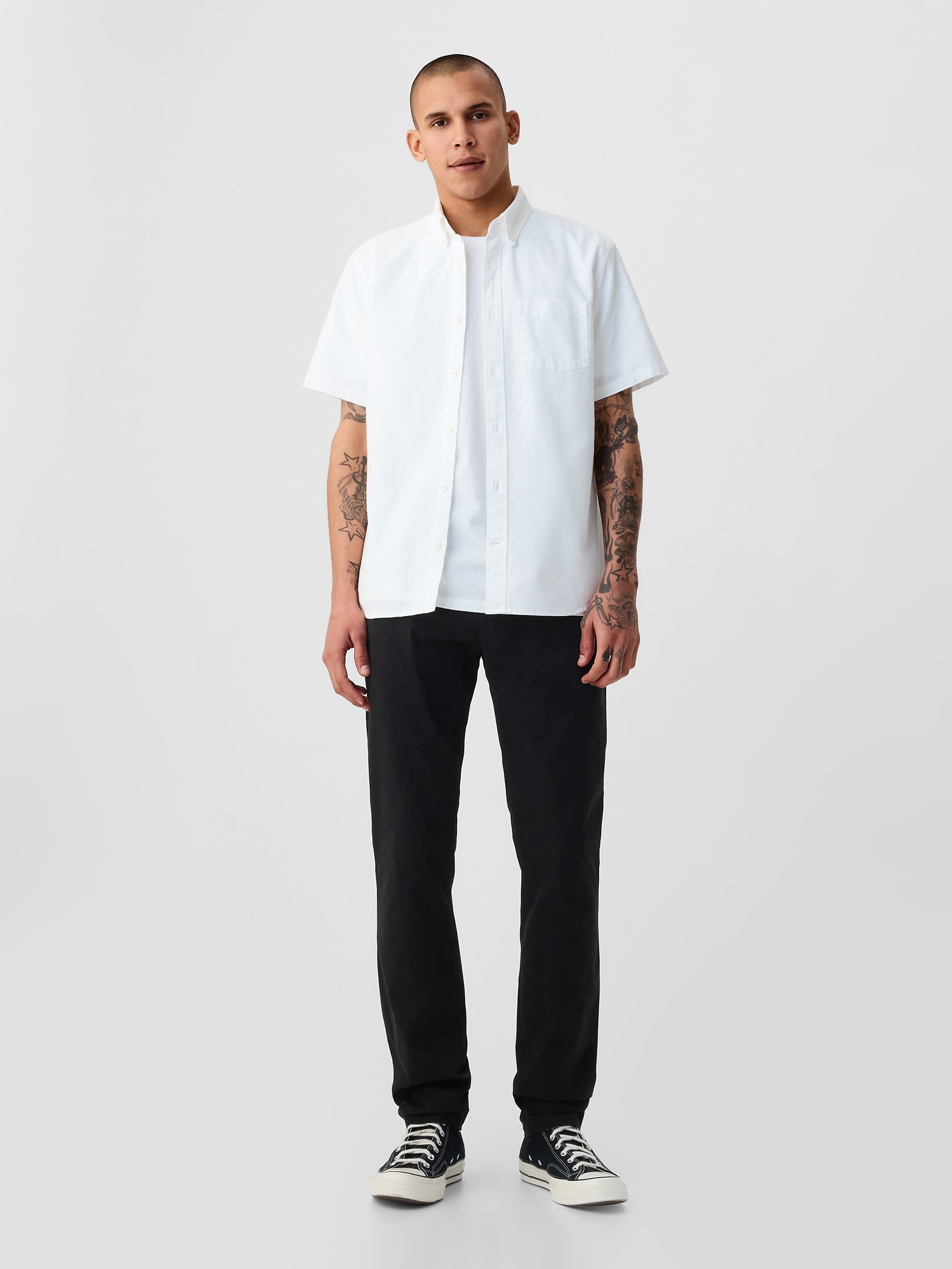 Modern Khakis in Skinny Fit - Black