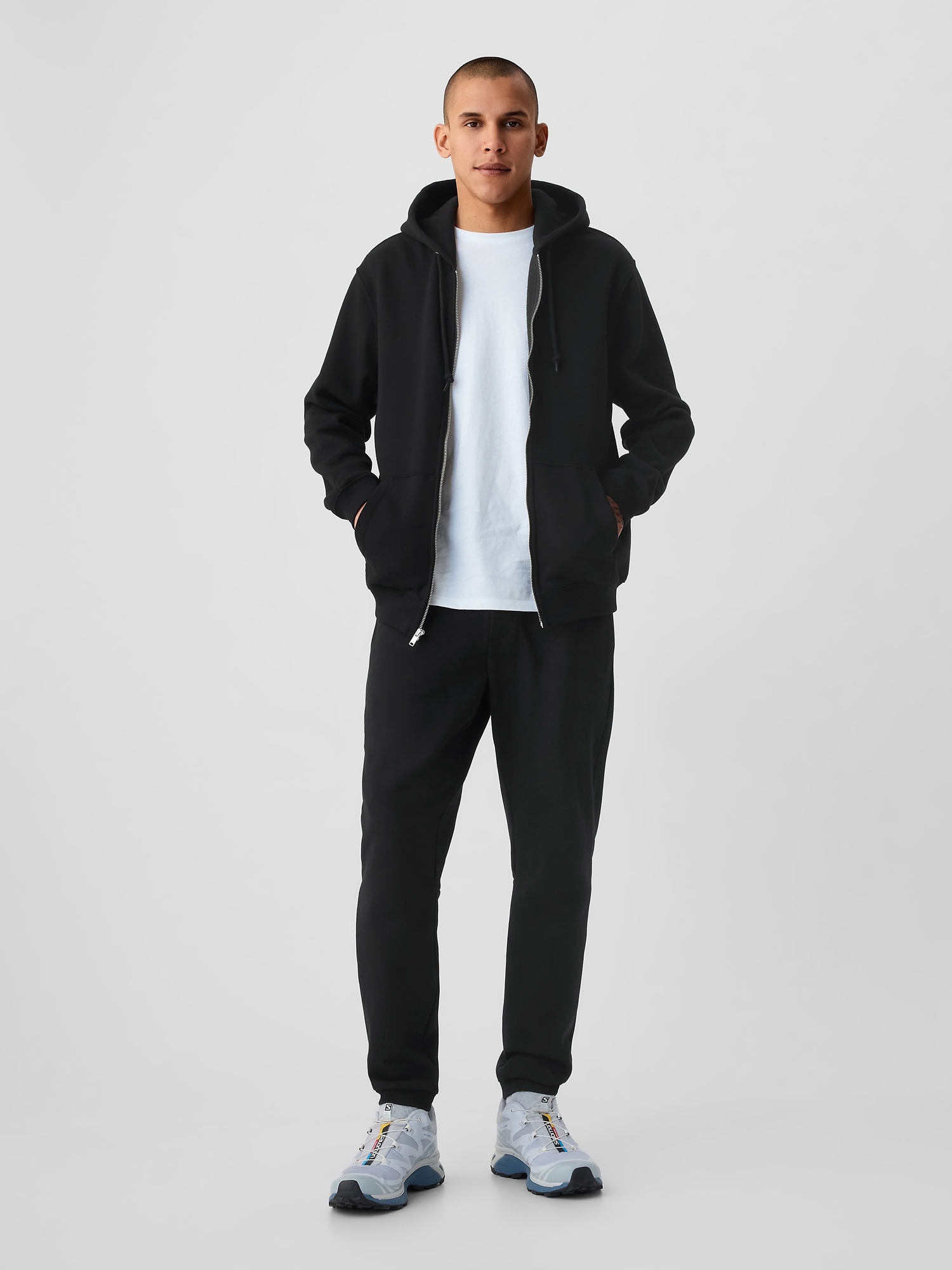 GapFit Tech Slim Joggers