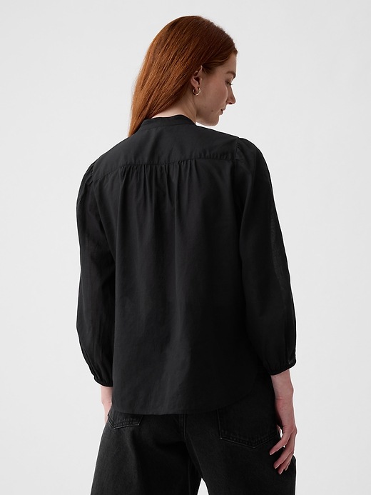 2 of 8 showing, with the color black of product Lace Shirt