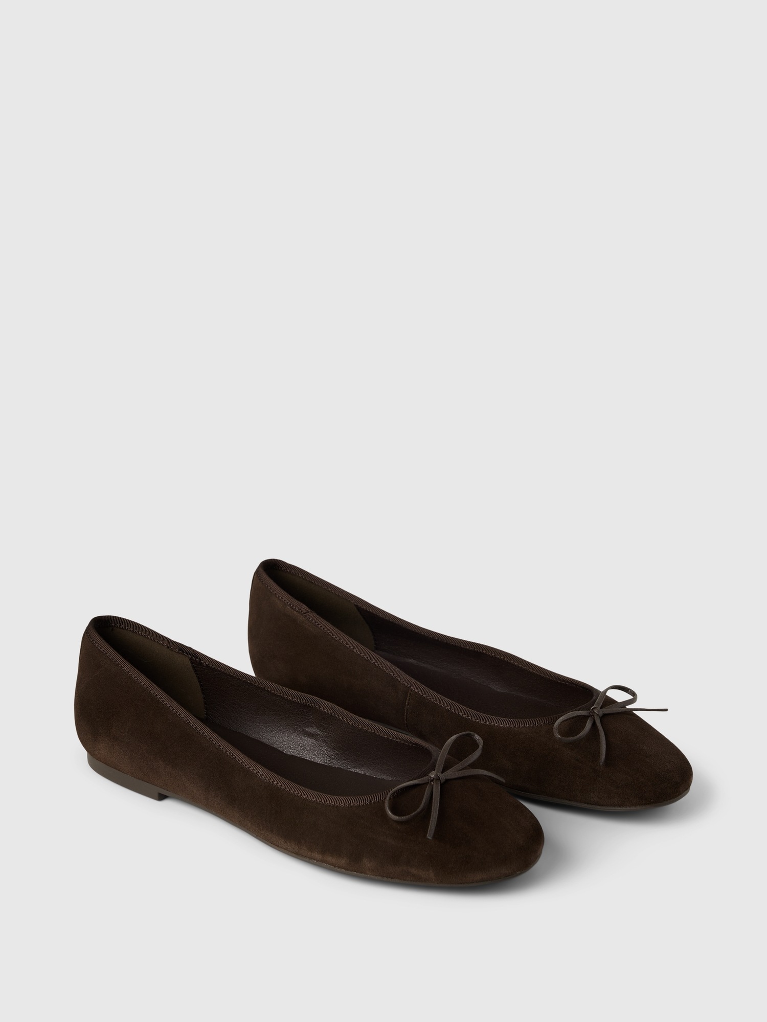 Женские балетки Gap Suede Ballet Flats, цвет: Шоколадный коричневый — фото 2