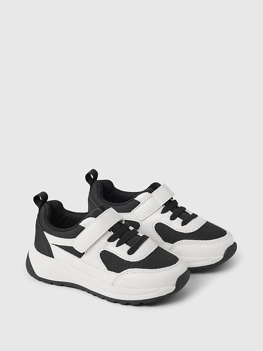 2 of 8 showing, with the color Black/white of product Baby & Toddler Sneakers