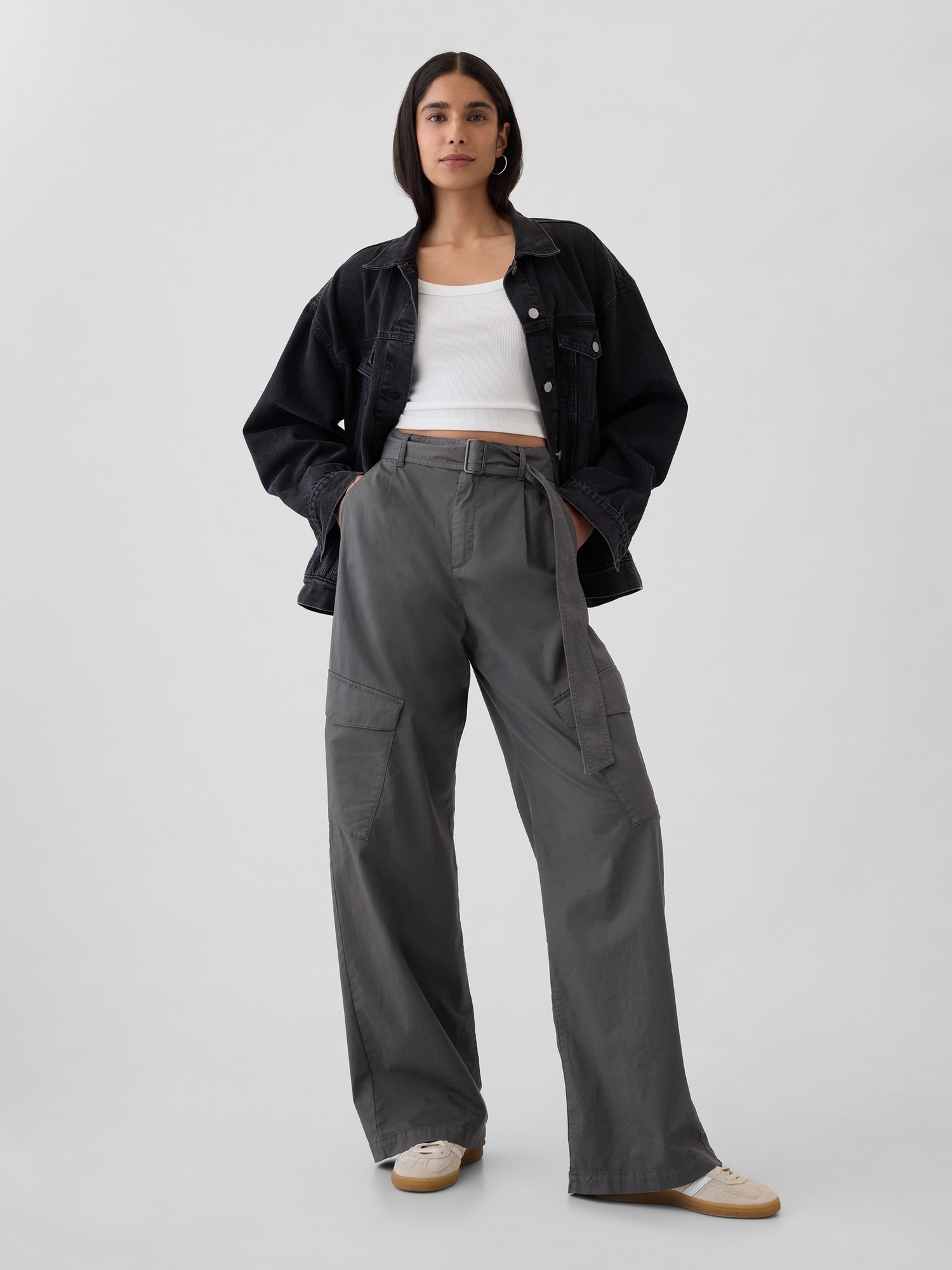 Gap High Rise Cargo Baggy Trousers In Soft Black