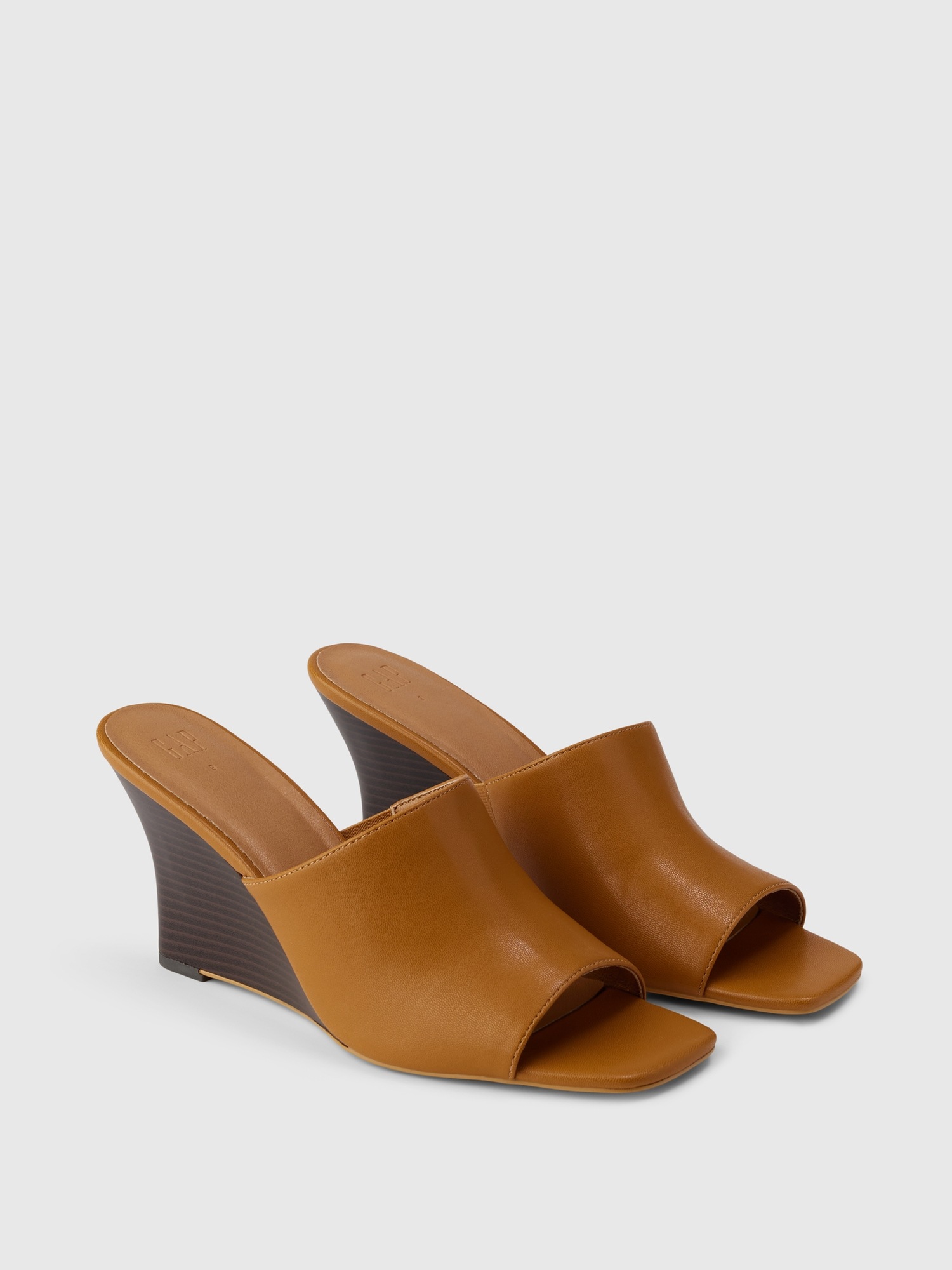 Женские туфли Gap Vegan Leather Wedge Heels, цвет: Коньячный коричневый — фото 2