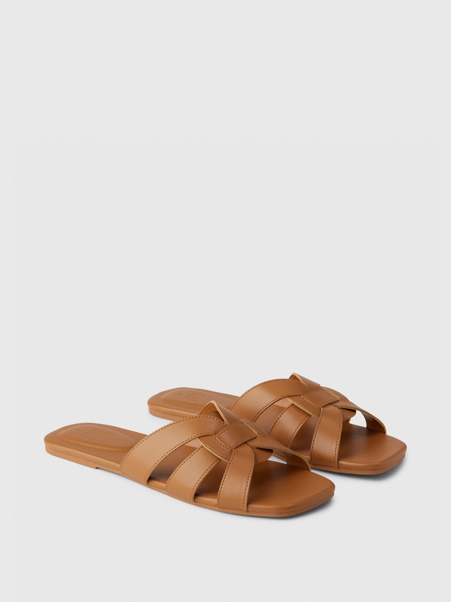 Женские сандалии Gap Vegan Leather Cross Strap, цвет: Коньячный — фото 2