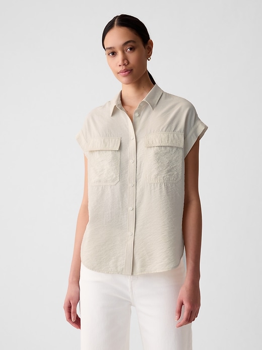 1 of 8 showing, with the color chino beige of product Utility Shirt