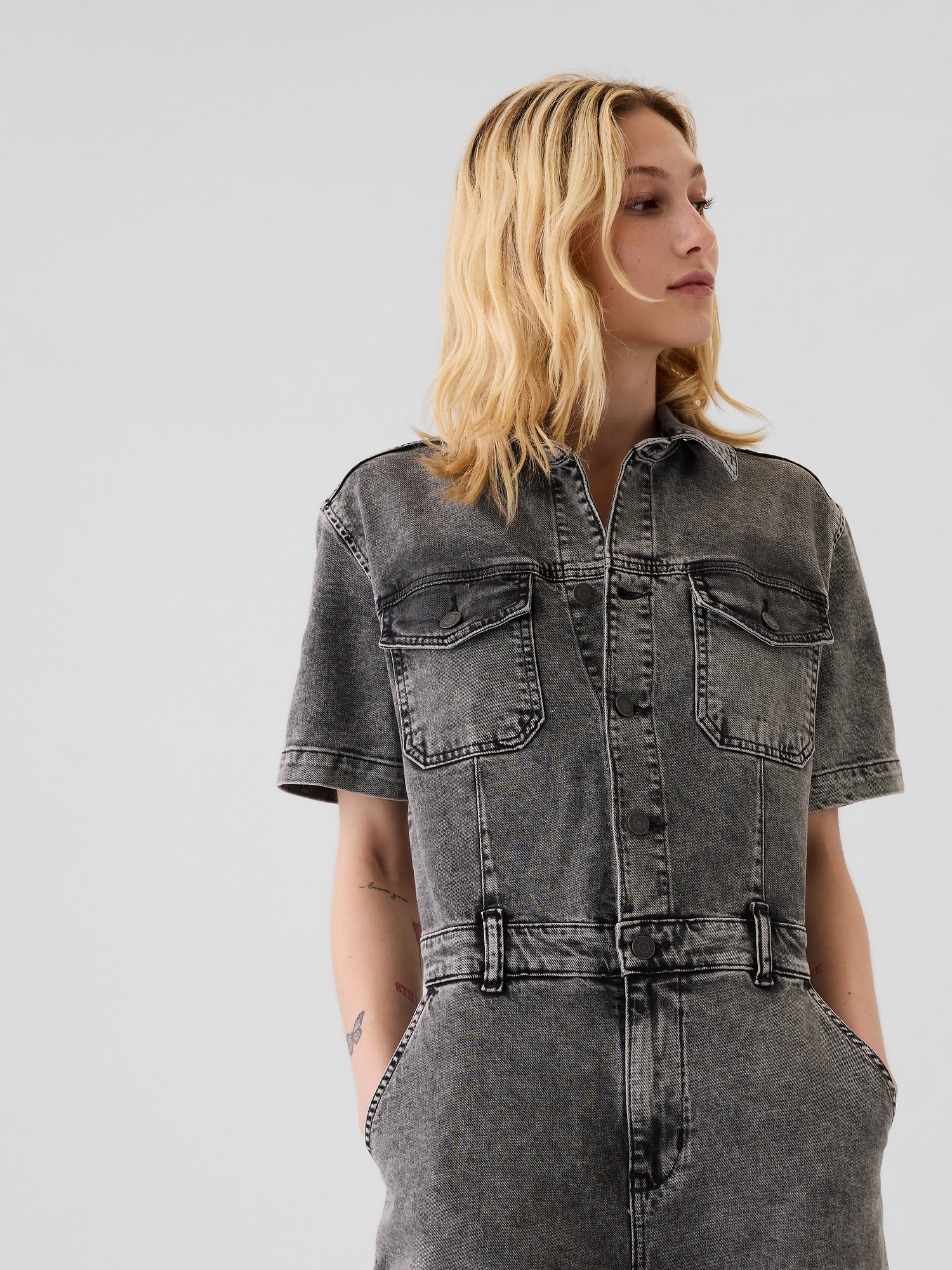 Женский джинсовый комбинезон Gap Denim Jumpsuit — фото 3