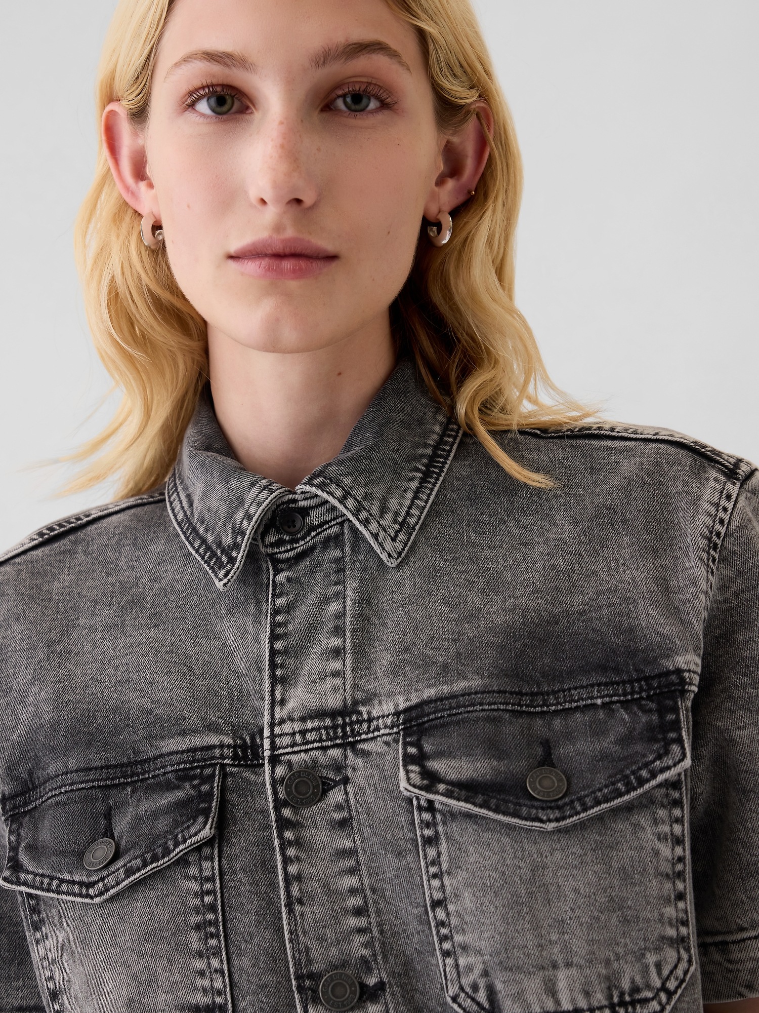 Женский джинсовый комбинезон Gap Denim Jumpsuit — фото 4