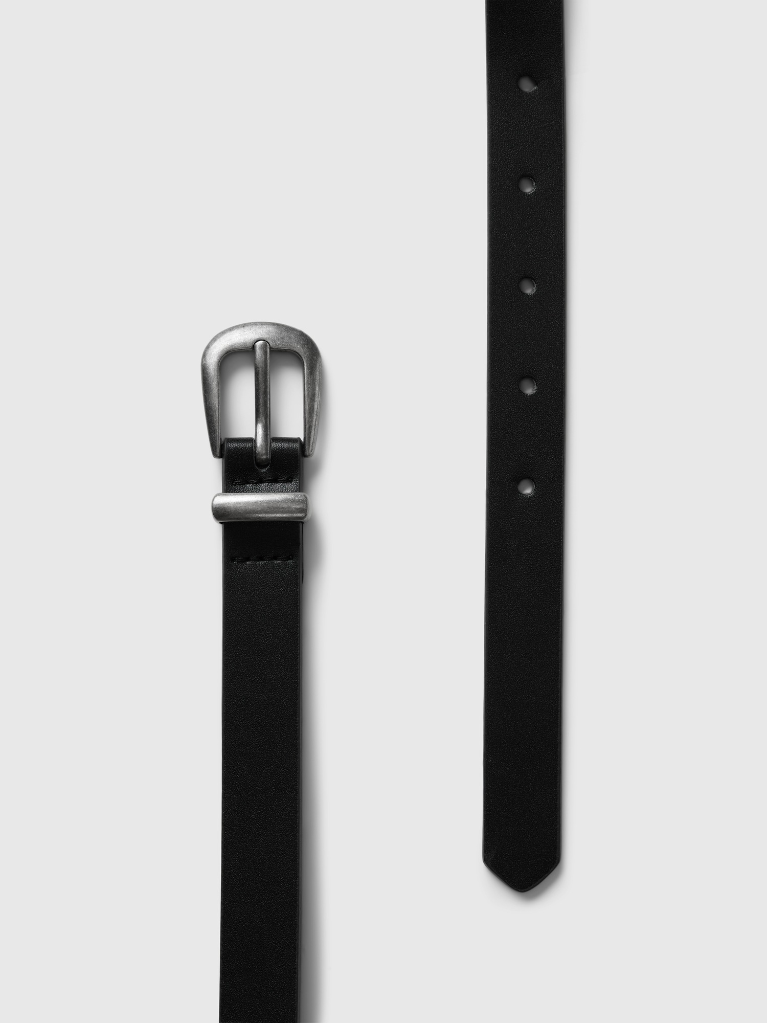 Женский ремень Gap Vegan Leather Thin Western Belt, цвет: Насыщенный чёрный — фото 3