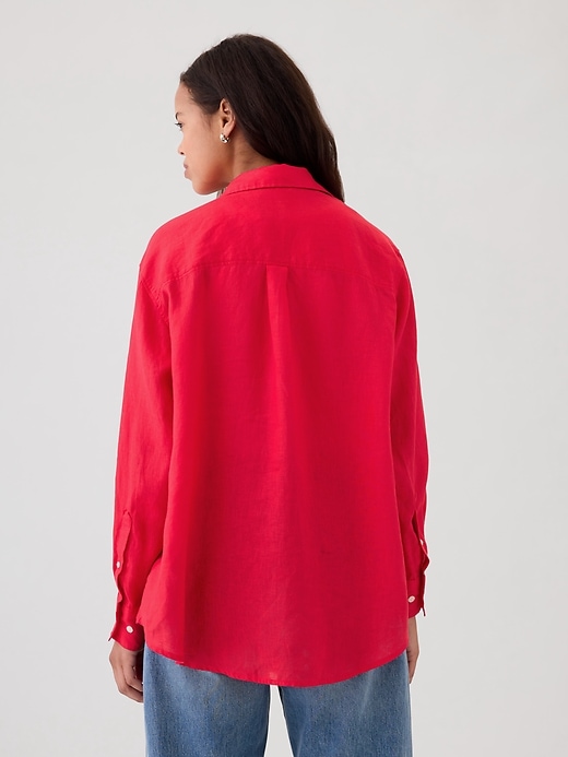 2 of 8 showing, with the color slipper red of product 100% Linen Big Shirt