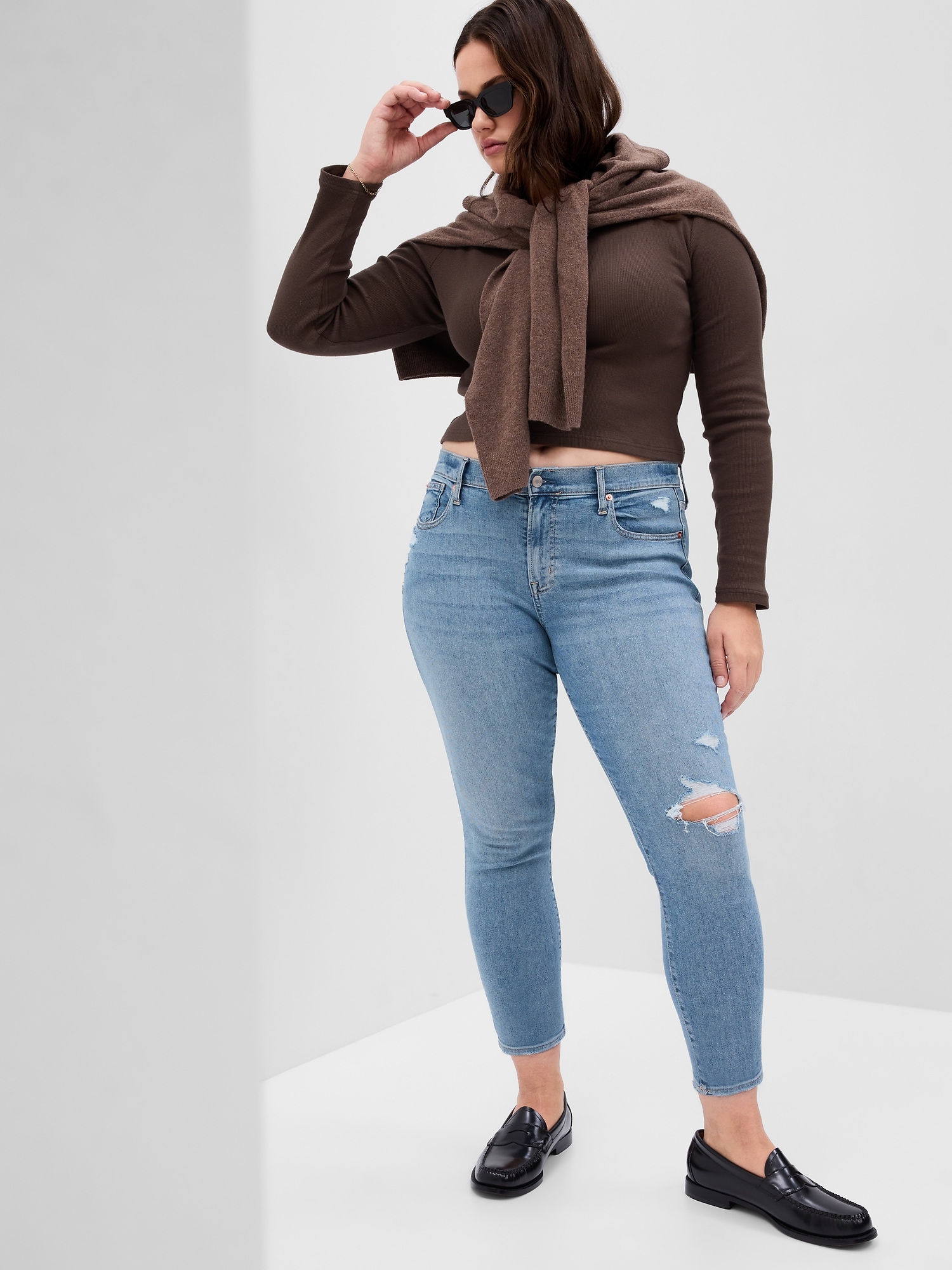Mid Rise True Skinny Jeans Gap