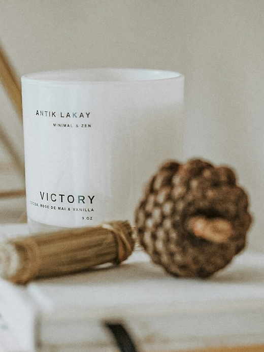 Image number 2 showing, Victory Candle