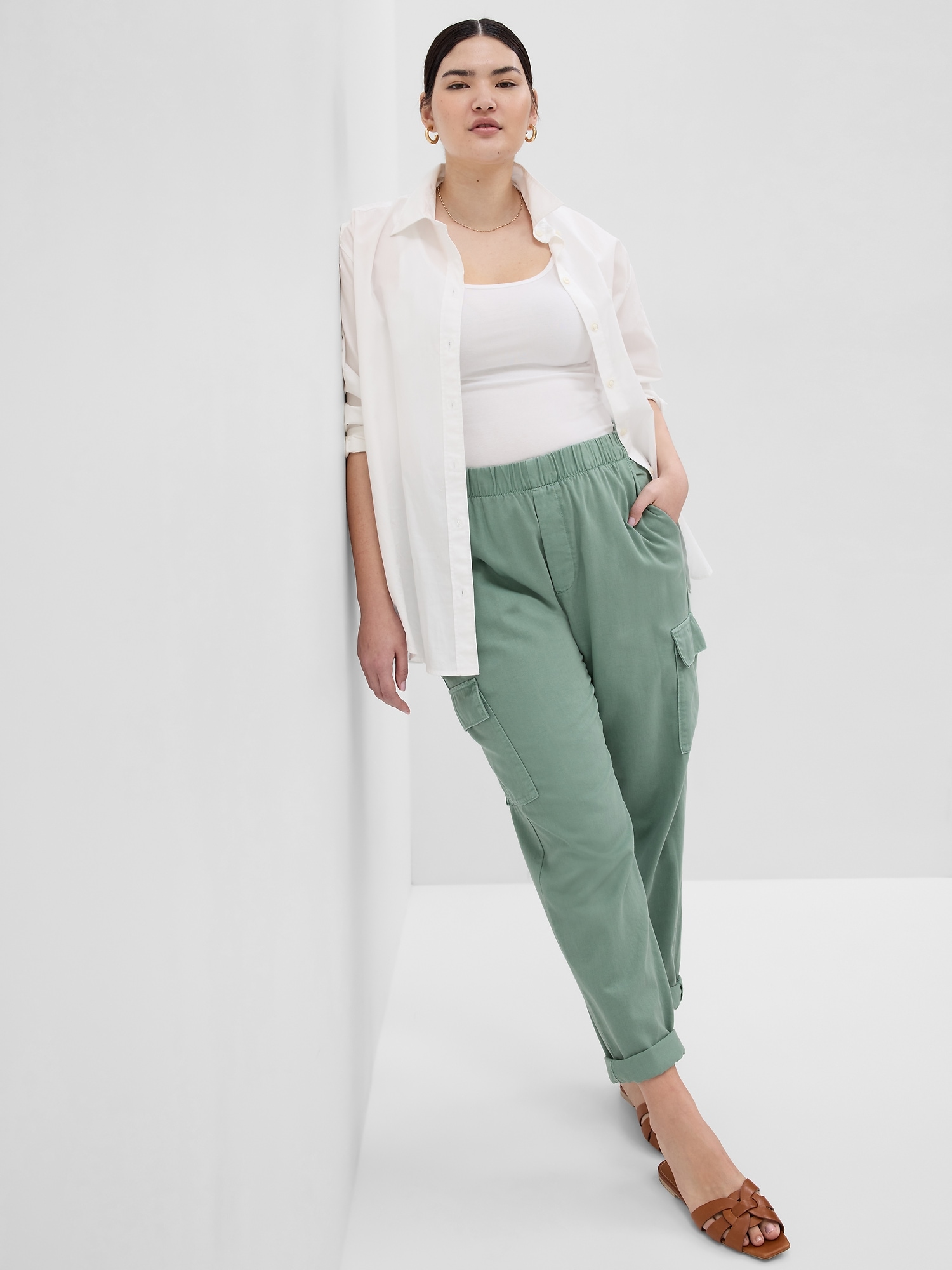 Mid Rise Twill Cargo Pants Gap