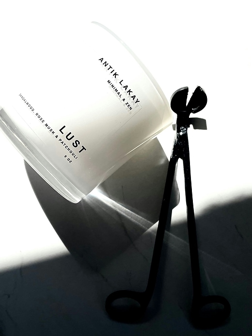 Image number 2 showing, Lust Candle