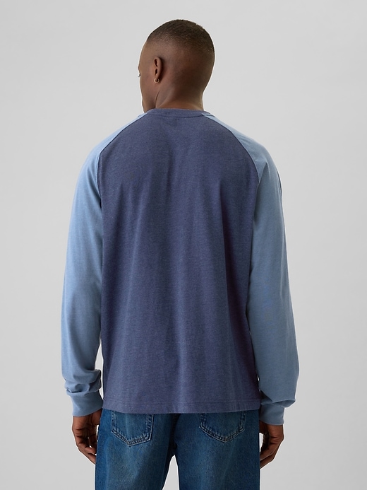 2 of 8 showing, with the color BLUE HEATHER of product Gap Athletic Logo Raglan T-Shirt