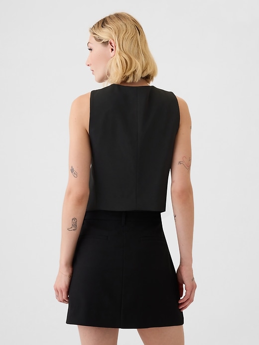 2 of 8 showing, with the color Black of product Cropped Vest