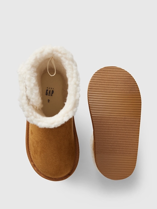 Image number 3 showing, Baby & Toddler Cozy Boots