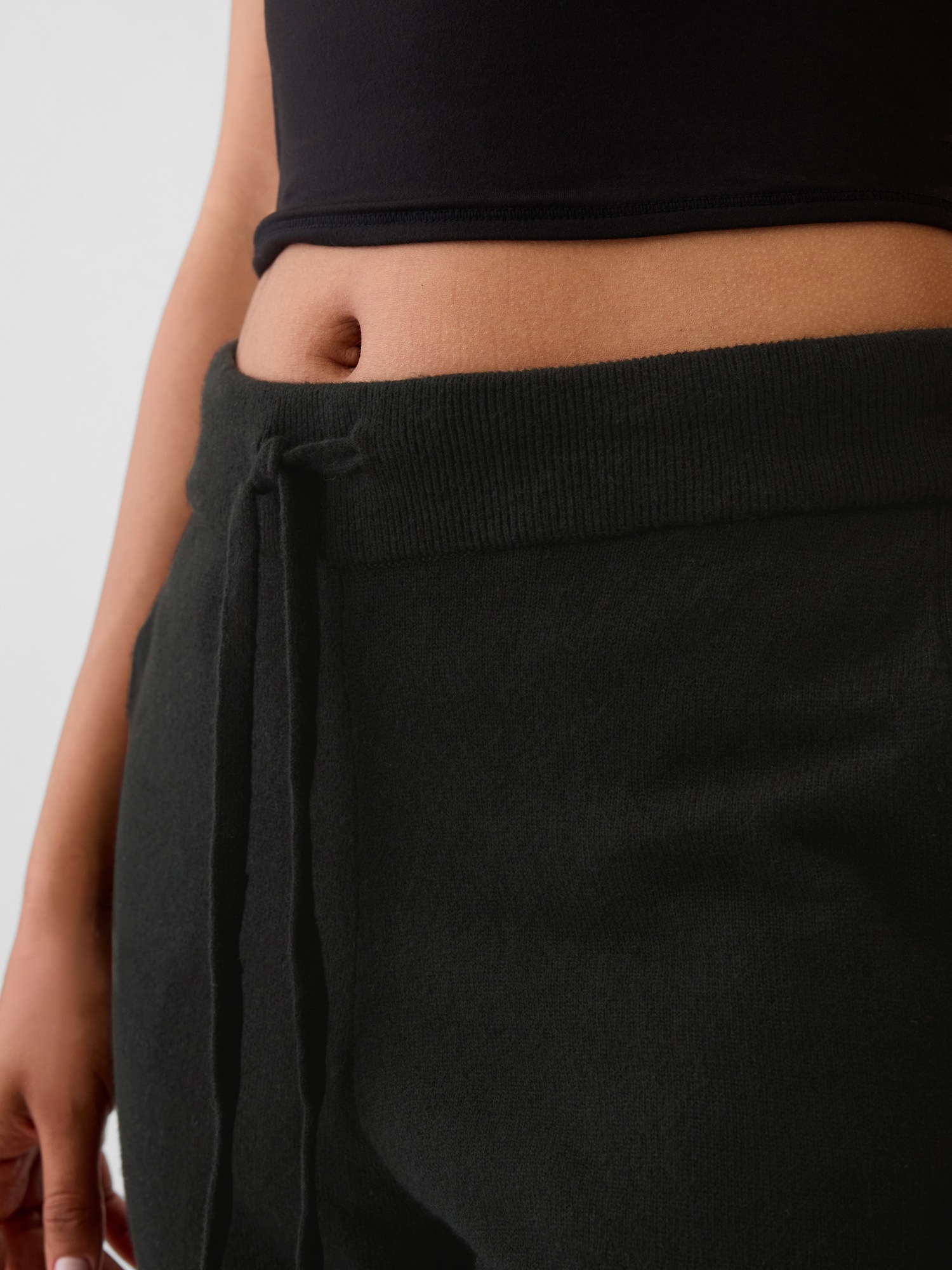Женские брюки Gap CashSoft Sweater Pants, цвет: Чёрный — фото 6