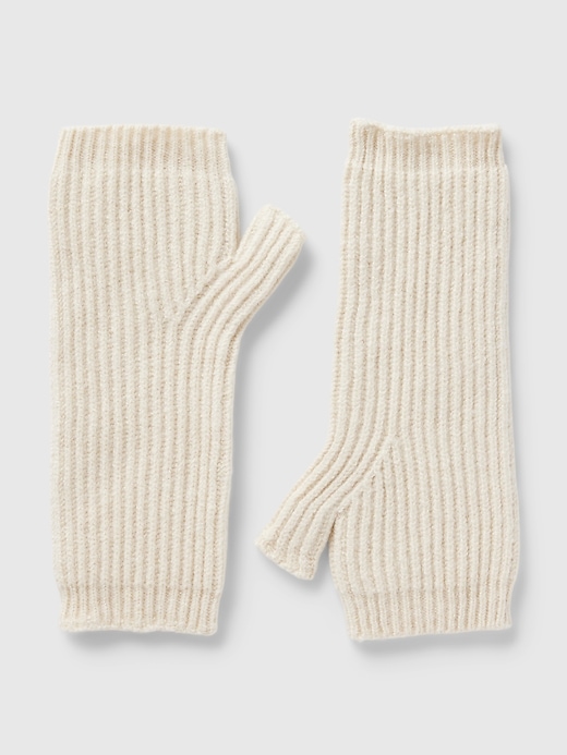 1 of 8 showing, with the color chino beige of product CashSoft Mittens