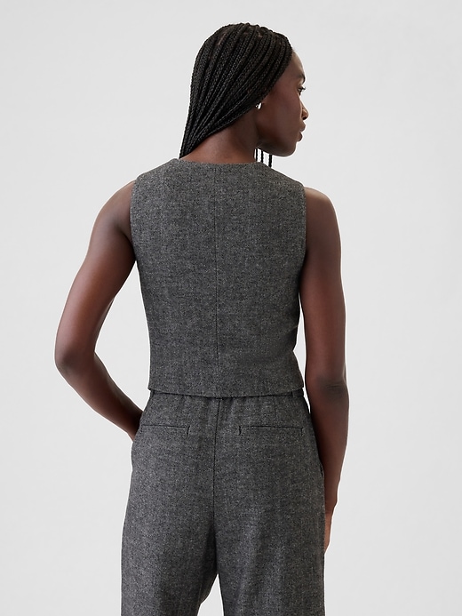 2 of 8 showing, with the color Grey herringbone of product Cropped Vest