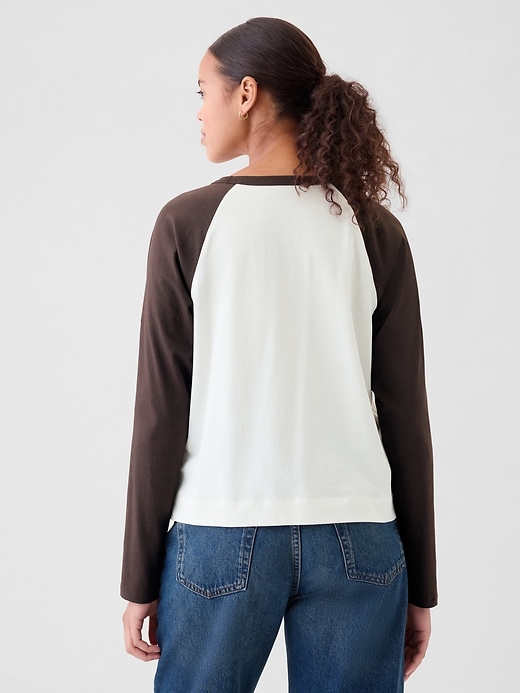 2 of 8 showing, with the color terra brown of product Organic Cotton Vintage Raglan T-Shirt