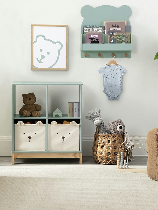 Image number 2 showing, babyGap Brannan Bear Wall Shelf with 4 Hooks