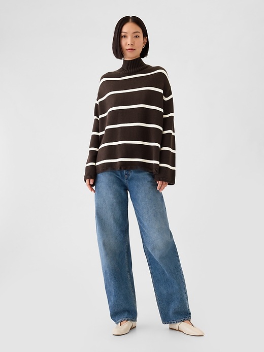 Image number 3 showing, 100% Cotton Oversized Split-Hem Mockneck Sweater