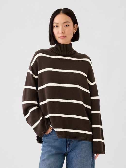 Image number 1 showing, 100% Cotton Oversized Split-Hem Mockneck Sweater