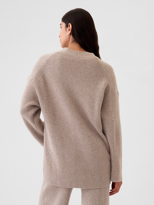 2 of 8 showing, with the color Flannel taupe beige of product CashSoft Shaker-Stitch Boyfriend Cardigan